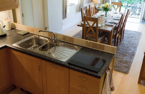 Windermere Cottage | 3 bedroom accommodation in Bowness-on-Windermere, near Windermere