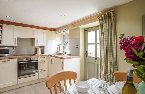 Peak District Cottage | 3 bedroom accommodation in Bradwell