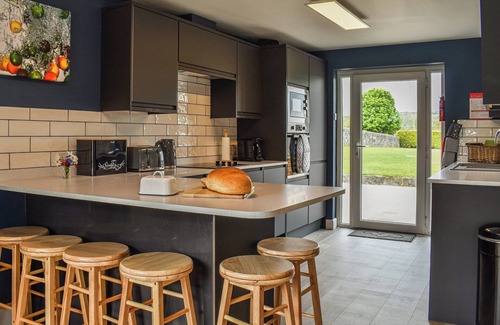 Beaumaris Cottage | 3 bedroom accommodation in Llanfaes