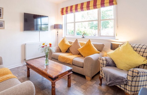 Montrose Cottage | 3 bedroom accommodation in Montrose