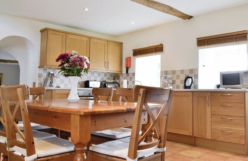 Nettleton Cottage | 3 bedroom accommodation in Sherston, Malmesbury