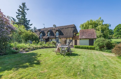 Callow End Cottage | 3 bedroom accommodation in Callow End, Worcester