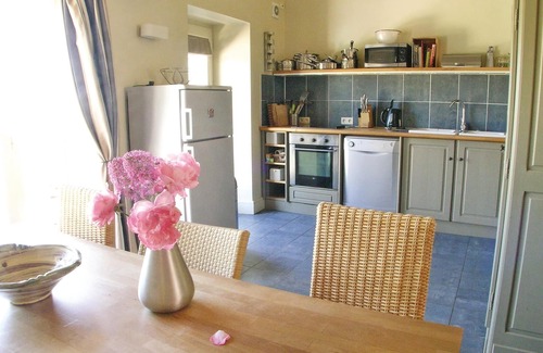 Montreal House | 3 bedroom accommodation in Montreal