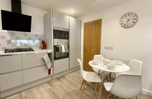 Cotham Cottage | 3 bedroom accommodation in Bristol
