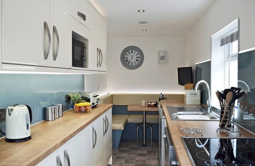 Murthly Cottage | 3 bedroom accommodation in Waterloo, near Dunkeld