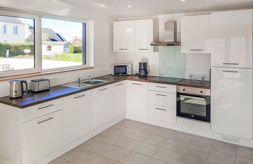 Treflez House | 3 bedroom accommodation in Tréflez