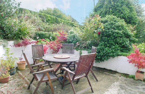 Potterne Cottage | 3 bedroom accommodation in Potterne, near Devizes