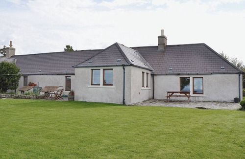 Elgin Cottage | 3 bedroom accommodation in Elgin