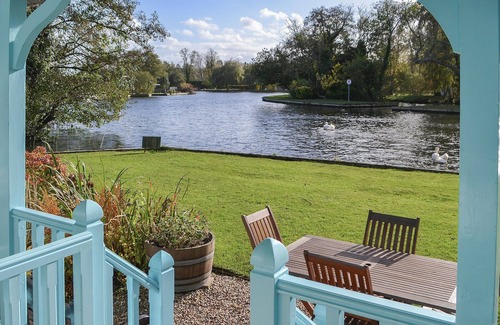 Wroxham Cottage | 3 bedroom accommodation in Hoveton, near Wroxham, Norwich
