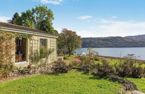 Salen Cottage | 3 bedroom accommodation in Camas Inas, near Acharacle