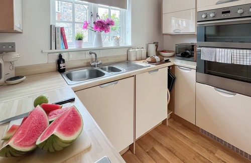 Totnes Cottage | 3 bedroom accommodation in Totnes