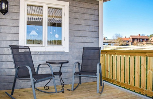 Hultsfred House | 3 bedroom accommodation in Vena