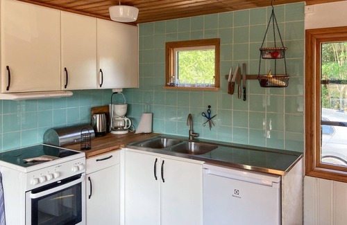 Hagaby House | 3 bedroom accommodation in LÖTTORP