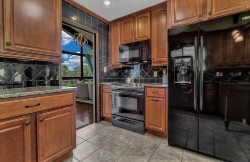 Marion Condo | 3 bedroom accommodation in Marion