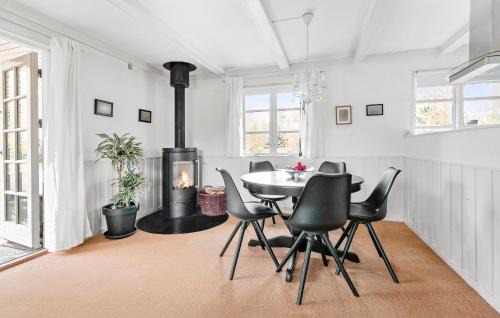 Bøtø By House | 3 Bedroom Amazing Home In Væggerløse