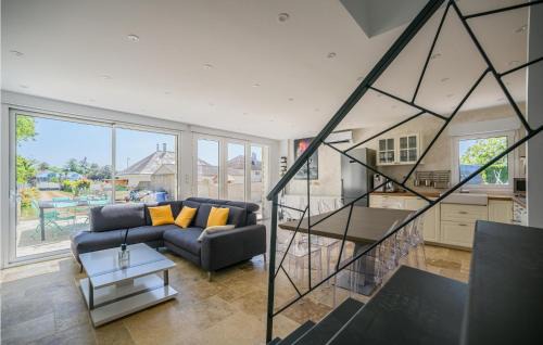 Fondettes House | 3 Bedroom Amazing Home In Fondettes