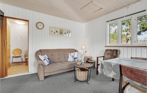 Give House | 3 Bedroom Amazing Home In Give