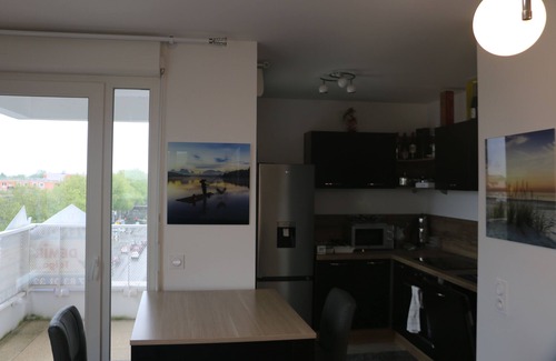 Courcouronnes Apartment | 3 Bedroom Apartment in Ã‰vry-Courcouronnes