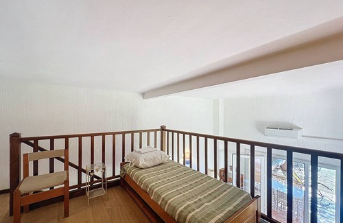 Les Lecques Apartment | 3-bedroom apartment with garden, direct beach access