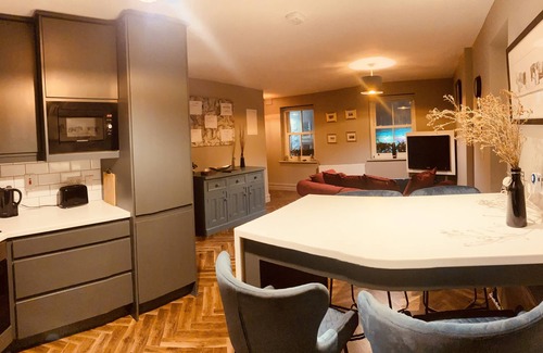 Cashel Apartment | 3 BEDROOM APARTMENT BESIDE THE CASHEL PALACE HOTEL