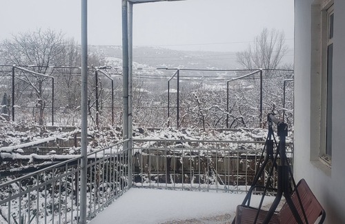 Didi Ateni Apartment | 3-bedroom apartment in fabulous Gori with AC, WiFi