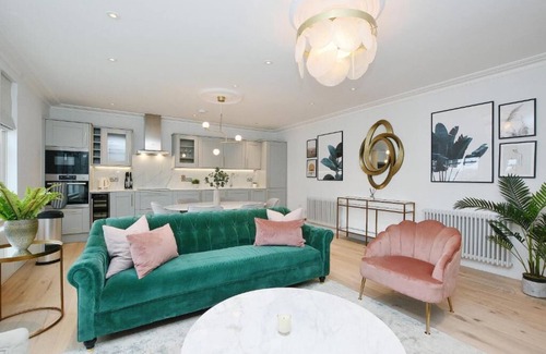 Courtfield Apartment | 3 bedroom apartment in the heart of Kensington