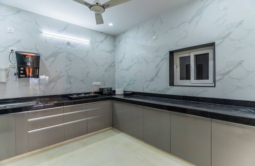 Bedla Apartment | 3-bedroom apartment in peaceful Udaipur with AC, WiFi Free,Parking and Breakfast