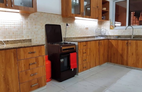 Mombasa Apartment | 3 bedroom apartment in Nyali with pool/wifi/parking