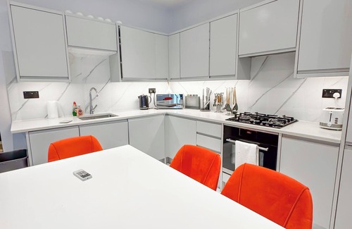 Pimlico Apartment | 3-bedroom apartment in lovely London with Wi-Fi