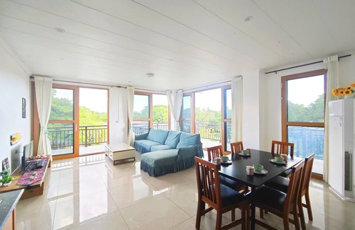 Nadi Apartment | 3-bedroom apartment in lovely Nadi with AC, WiFi