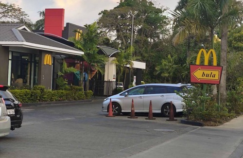 Nadi Apartment | 3-bedroom apartment in lovely Nadi with AC, WiFi