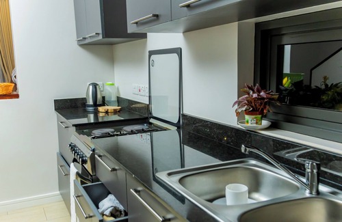 Lubowa Apartment | 3-bedroom apartment in charming Kampala with AC, WiFi. Enjoy your stay