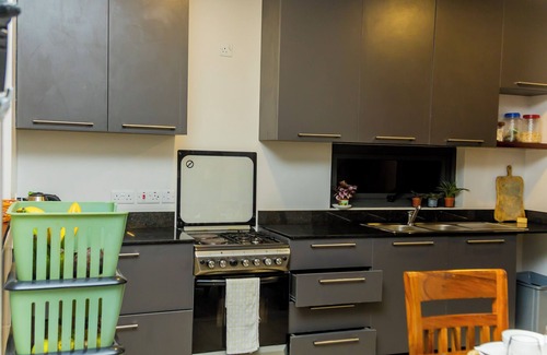 Lubowa Apartment | 3-bedroom apartment in charming Kampala with AC, WiFi. Enjoy your stay