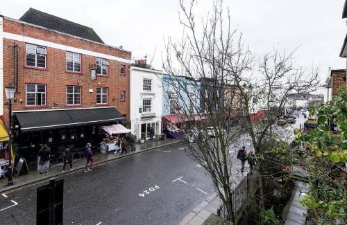 Colville Apartment | 3 bedroom Apartment on Portobello Road in Notting Hill