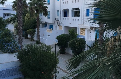 Nabeul Condo | 3-bedroom apartment on the seafront, quiet location between Hammamet and Nabeul