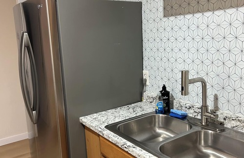 South Mountain Apartment | 3-bedroom Apt in S. PHX 10 mins from Airport with WiFi, AC