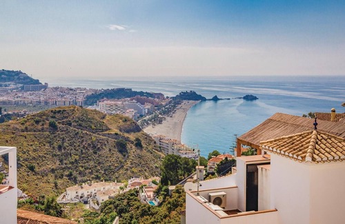 Almunecar House | 3 bedroom awesome home in Almuñecar