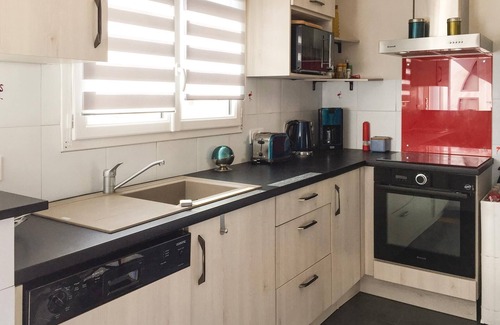 Angles House | 3 bedroom awesome home in Angles