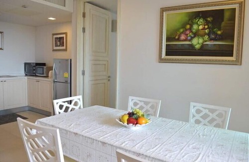 Nong Kae Apartment | 3 bedroom beachfront with free wifi 008