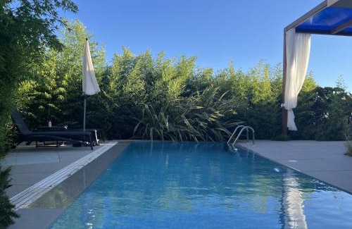 Jala Villa | 3-bedroom beach villa with a pool and private sauna in Green Coast Palase