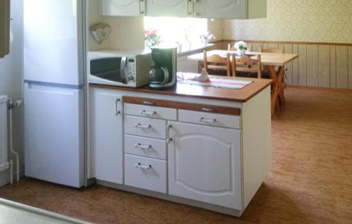 Jenny House | 3 Bedroom Beautiful Home In Västervik