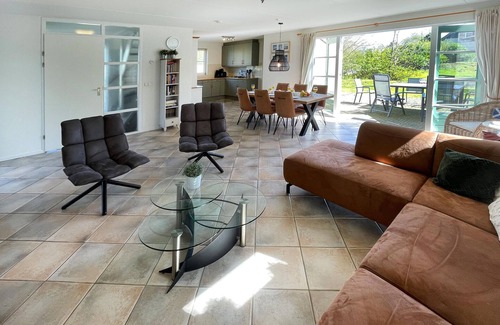 Makkum House | 3 bedroom beautiful home in Makkum