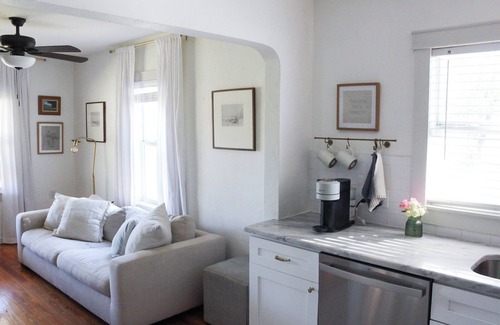 Lakeland House | 3-bedroom centrally-located house in charming Lakeland with AC, king bed.
