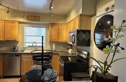 Indian Rocks Beach Condo | 3 Bedroom Condo + Kid's Den Gulfside- Indian Rocks Beach