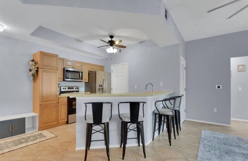 McGregor Condo | 3-bedroom condo in charming Fort Myers pool, beach , gym