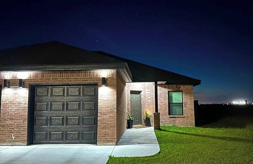 Harlingen Condo | 3-bedroom condo in wonderful Harlingen with AC, WiFi