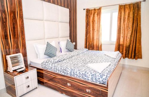 Landour Apartment | 3 Bedroom Condo Mussoorie - TV/WIFI/Heater