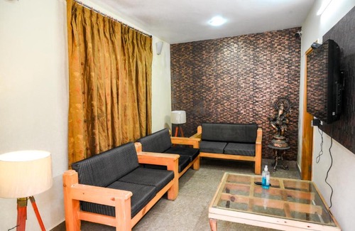 Landour Apartment | 3 Bedroom Condo Mussoorie - TV/WIFI/Heater