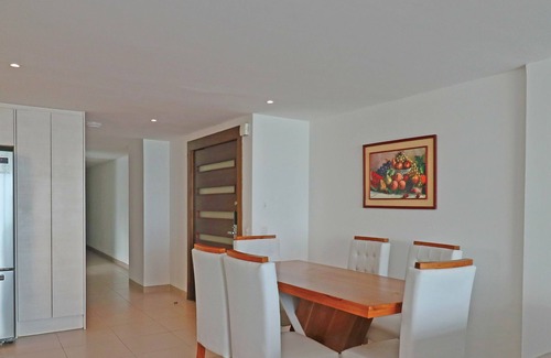 Manta Apartment | 3 Bedroom Condo with amazing ocean view, Poseidon Hotel.