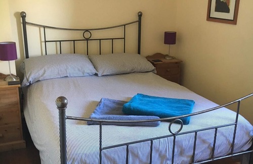 Corsham House | 3 bedroom converted barn between Corsham and Lacock and 10 miles from Bath